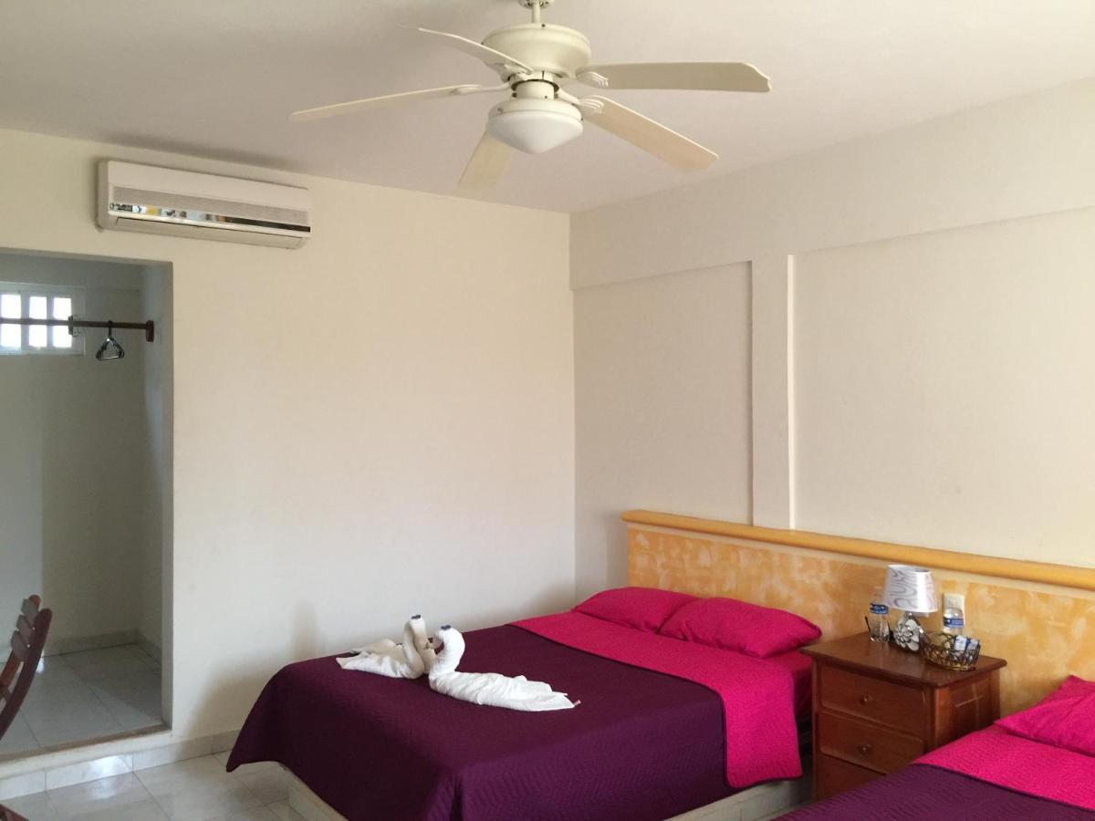 Hotel Becan Xpujil Bagian luar foto