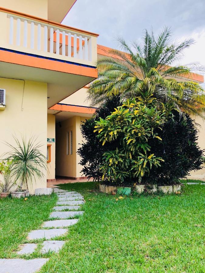 Hotel Becan Xpujil Bagian luar foto